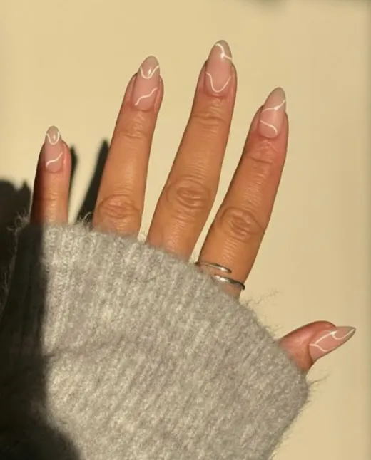 estilos de uñas color rosa con nude