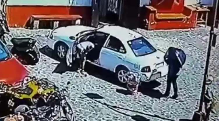 Camila niña asesinada en Taxco video la suben taxi
