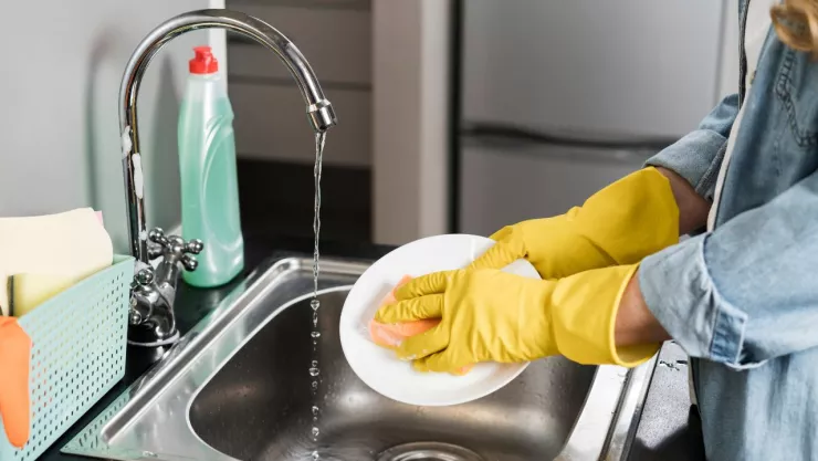 Arrestan nuevamente al “hada de la limpieza” por limpiar sin permiso en Ohio