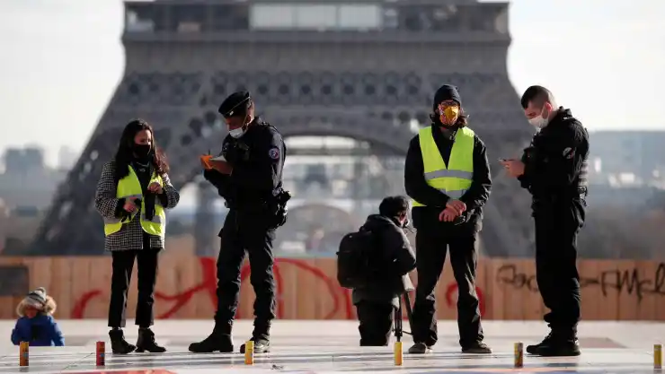 francia levanta restricciones covid-19 .jpg