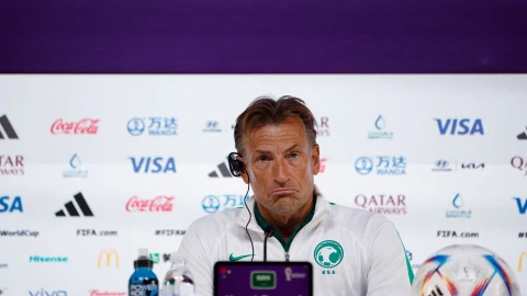Hervé Renard en conferencia de prensa
