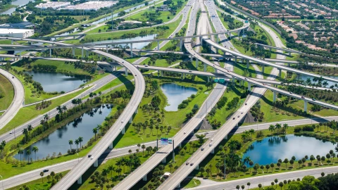 Vista aérea carreteras Miami, Florida