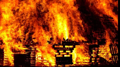 Muere madre junto a sus siete hijos en Francia