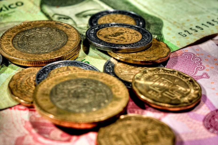 El alcalde también eliminó los descuentos para los pensionados en el pago de predial y agua.