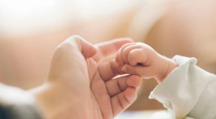 ¿Licencia de paternidad de 45 días Congreso de CDMX podría hacerlo realidad
