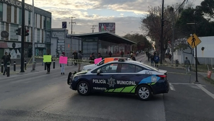 MANIFESTACIÓN BULEVAR VALSEQUILLO HOY NO HAY PASO PUEBLA