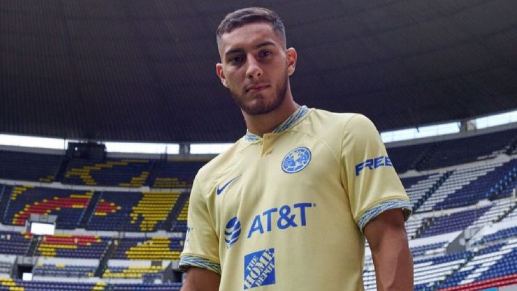 SEBASTIAN CACERES.jpg