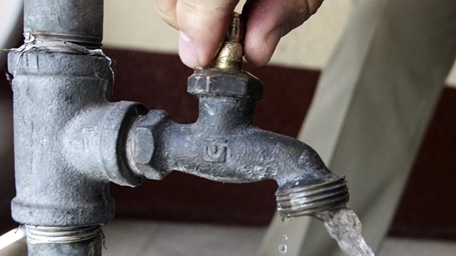 Vecinos de Balcones de Santa María en Tlaquepaque no tienen agua.