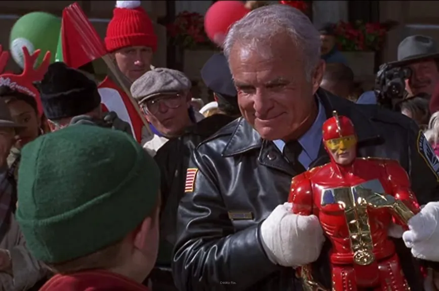 Escena de la película ‘El Regalo Prometido’ (Jingle All The Way) por Azteca 7.