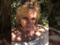 Britney fleco de lado.jpg