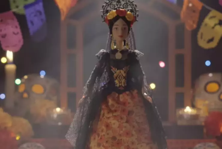 Muñeca Ángela Aguilar