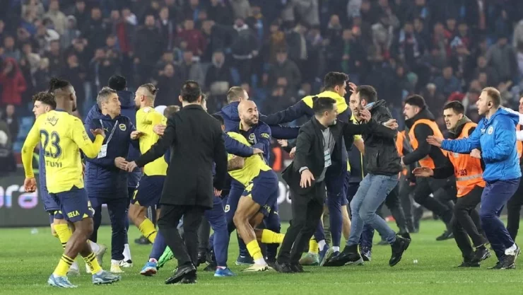 Trabzonspor fans.jpg