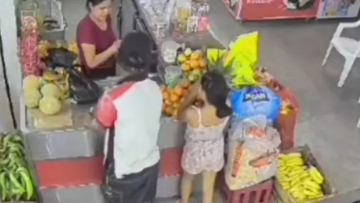 Sujeto es captado haciendo tocamientos indebidos a una menor en Ecuador..jpg