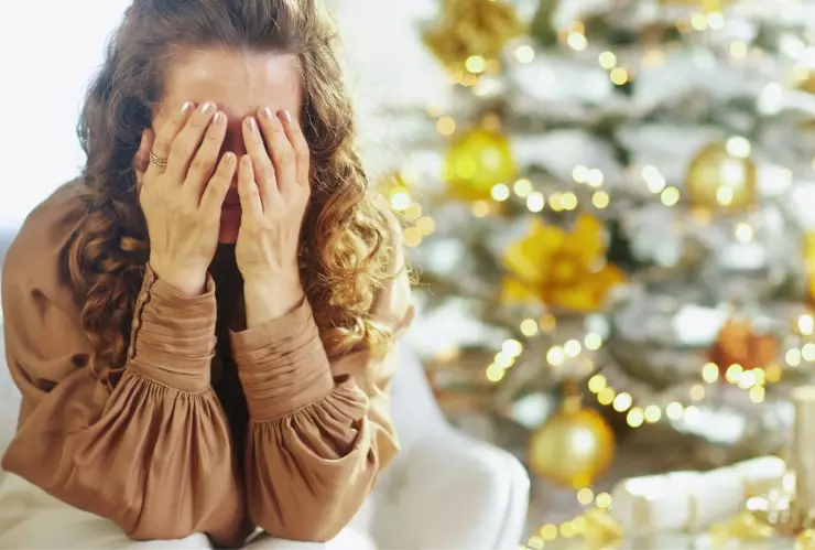 Cómo evitar mandar un mensaje a tu ex en Año Nuevo y cuidar tu calma emocional sin caer en impulsos ni arrepentimientos.