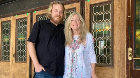 cartera-empleado-teatro