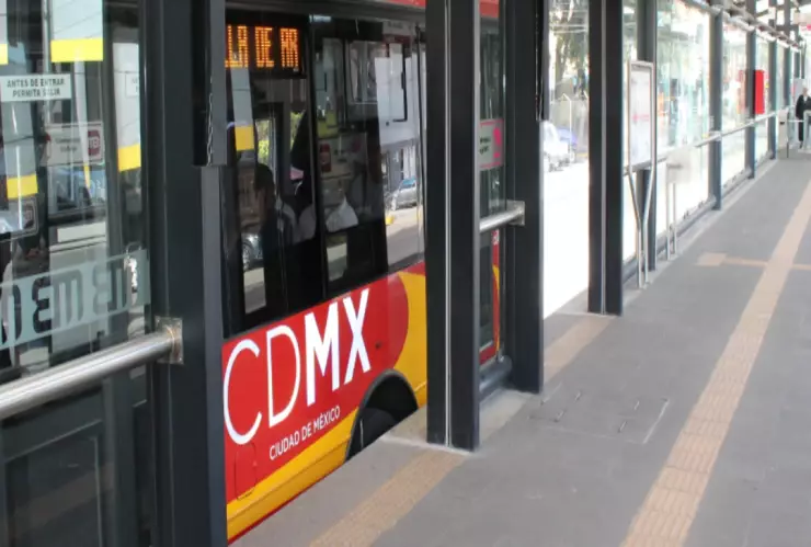 Metrobús de CDMX abre vacantes de trabajo: Requisitos para ganar hasta 16 mil pesos