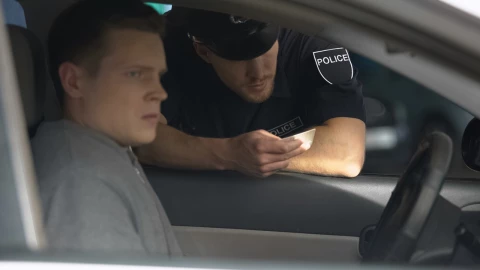 Verificación vehicular: Las placas de los conductores que recibirán multa en junio si no cumplen