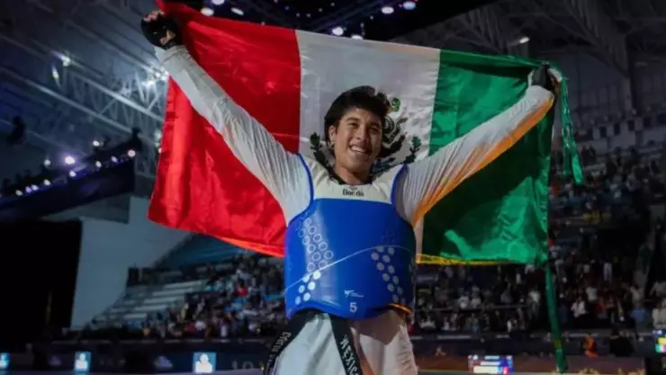 ¡Orgullo quintanarroense! Carlos Sansores se convierte en el Triple medallista en el Mundial de Taekwondo