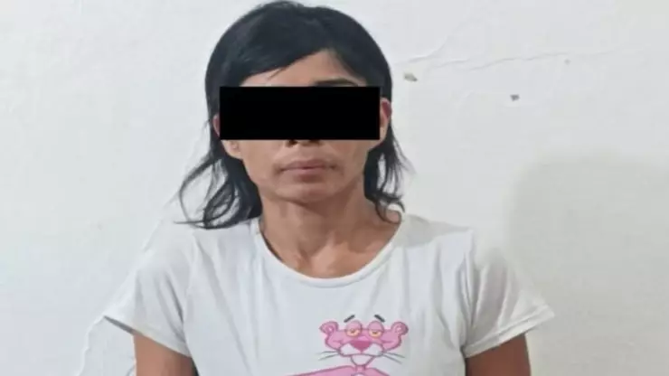 Detienen a mujer tras ser captada golpeando a su bebé de 9 meses en Villahermosa, Tabasco