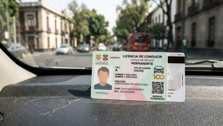 Razones por las que pueden cancelarte la licencia de conducir permanente en CDMX.