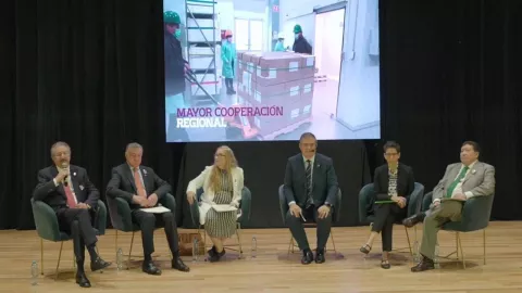 marcelo Ebrard plan salud 4t