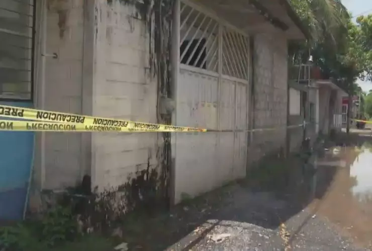 muere menor por tocar reja electrificada