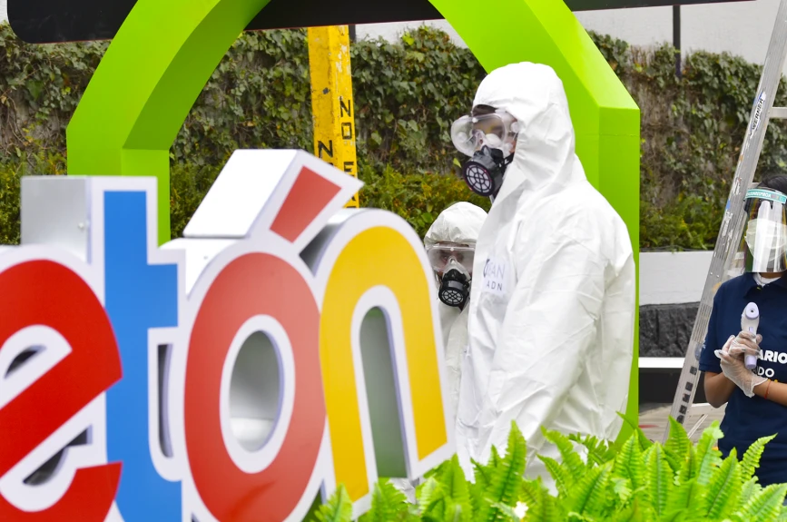 ASÍ ES COMO “CLEAN ADN” SANITIZA EL CONTENEDOR DEL JUGUETÓN AZTECA