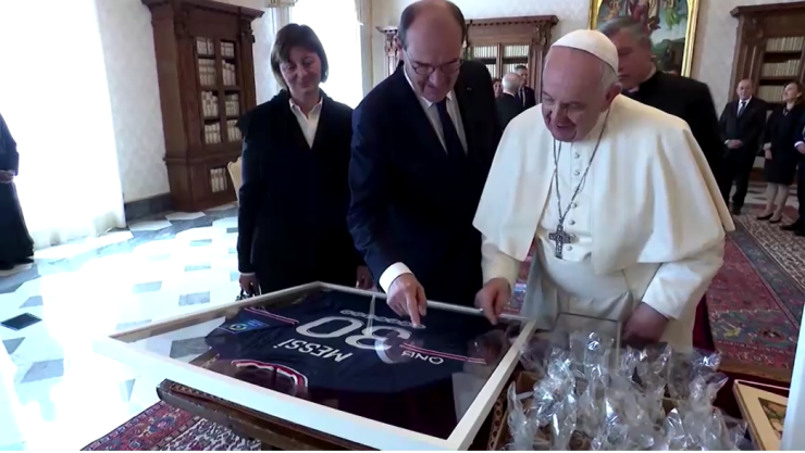 papa-francisco-messi