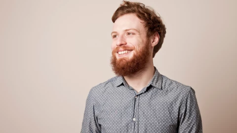 Qué bacterias crecen en la barba