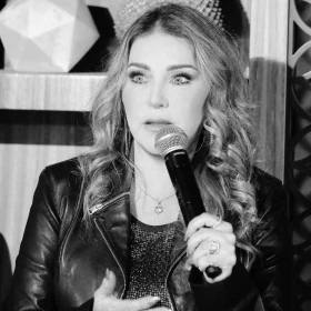 Alicia Villarreal de luto así anunció la inesperada muerte de un ser querido
