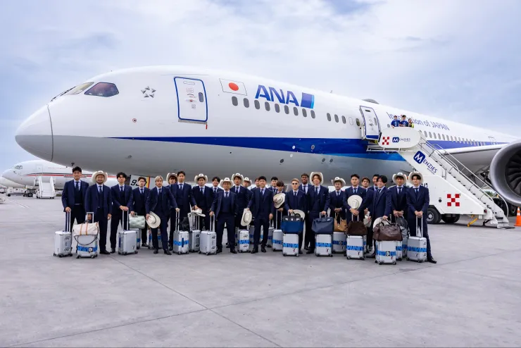 Japón recibió sombreros regios en su llegada a Monterrey