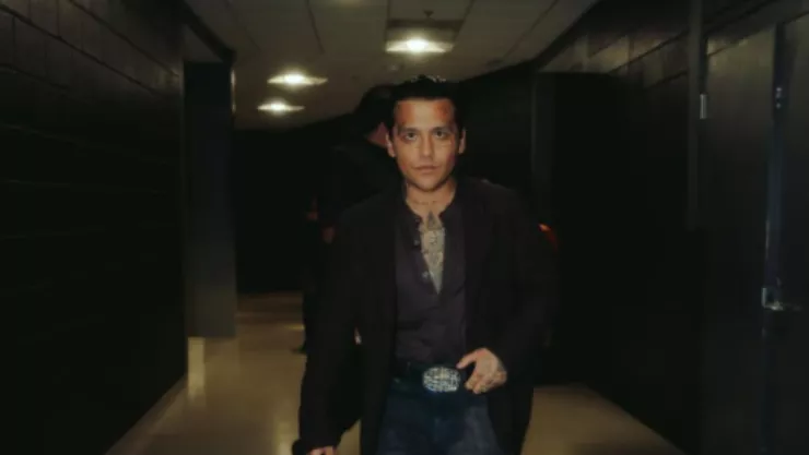 christian-nodal-se-esta-quedando-sin-cabello.jpg