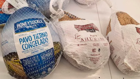 Cuál es el precio del pavo navideño en Walmart, Chedraui, Bodega Aurrera y Soriana