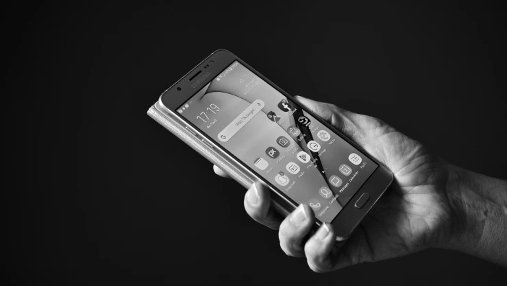 ¿Qué es y cómo funciona el deepfake?