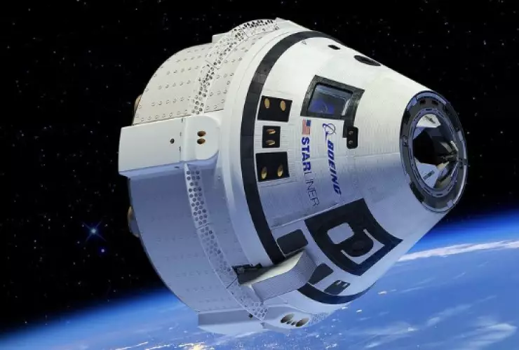 astronautas atrapados en el espacio