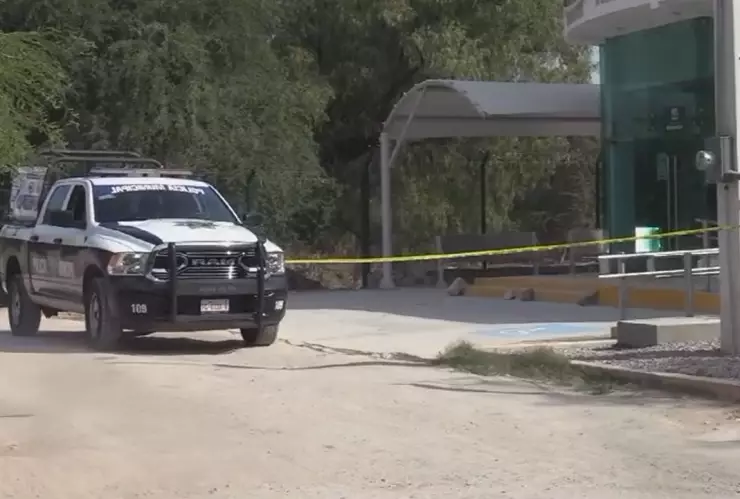 Grupo armado intenta robar cajero automático Banco del Bienestar Tepeji