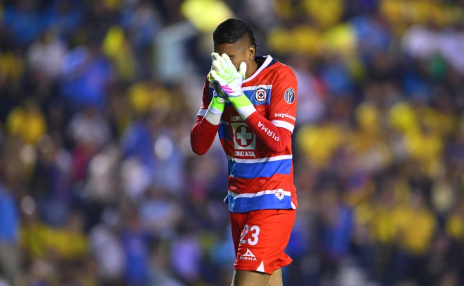 Kevin Mier fue un gran responsable en el empate del Cruz Azul