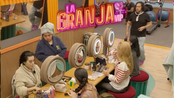 La Bea motiva a los nominados de La Granja VIP.