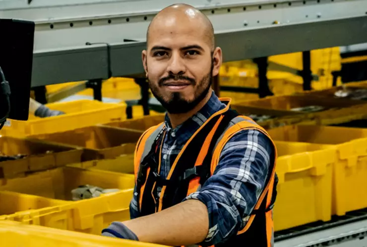 &iquest;Buscas trabajo? Amazon contratar&aacute; 250 mil empleados para la temporada de Navidad