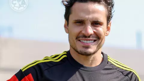 PORTADA nuevo refuerzo América.jpg