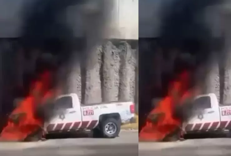 VIDEO | ¡Fuertes imágenes! Incendio consume patrulla de la Policía Vial en pleno Periférico