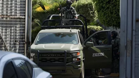 Recapturan a 4 de 26 reos que escaparon en Puerto Vallarta