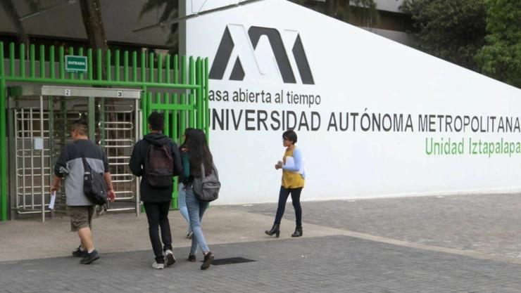 UAM convoca a maestros para aplicarse vacuna anticovid