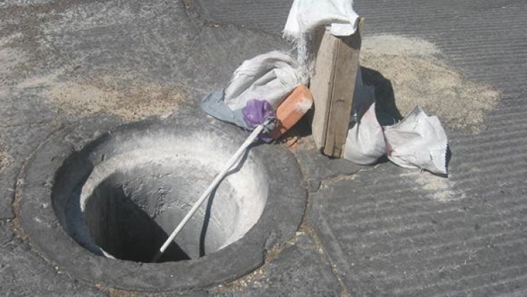 Robo de coladeras, daño social y material