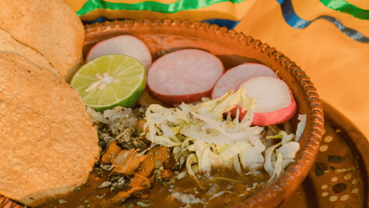 ¿Por qué se le pone cal al maíz de pozole Esto dicen los chefs.png