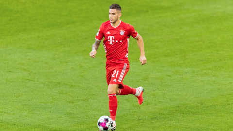 Lucas Hernández jugando con el Bayern Munich.