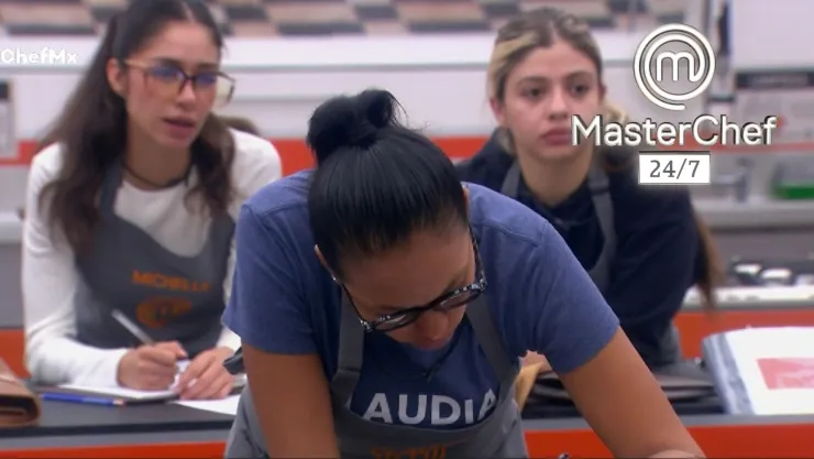 Claudia hace BRUJERÍA en MasterChef, Michelle detecta señales.