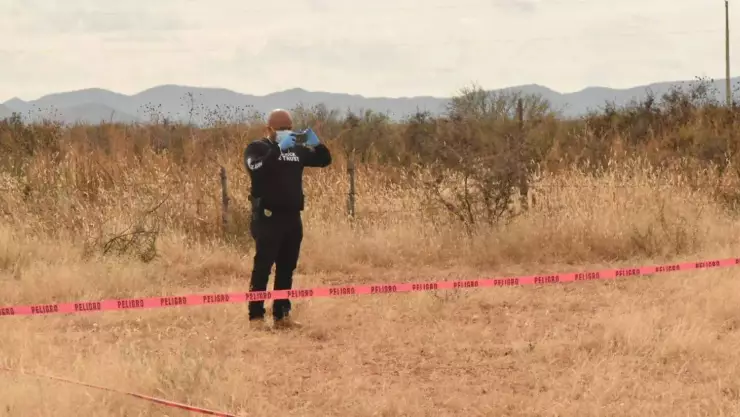 hombre sin vida carretera Juárez–Chihuahua