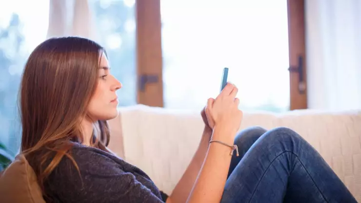 ¿El celular causa cáncer cerebral?