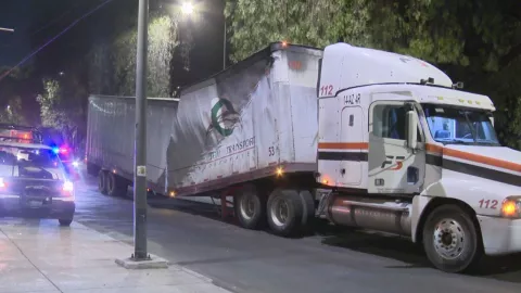 Explosión en Tacuba deja mascotas heridas y autos dañados